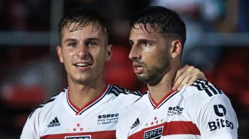 Calleri e Galoppo em ação pelo SPFC. FOTO: Rubens Chiri