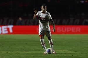 Erick vai ser mantido no São Paulo para 2025. (Foto: Rubens Chiri/SPFC)