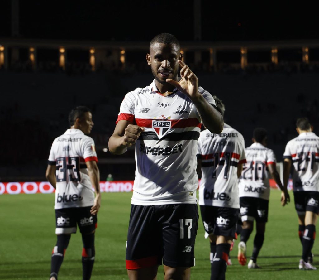 André Silva fez um dos gols do São Paulo na vitória contra a Portuguesa. (Foto: Rubens Chiri/SPFC)