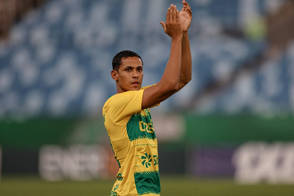 Atualmente no Cuiabá, Bruno Alves fez golaço de bicicleta contra o São Paulo. (Foto: Ass. Comunicação do Cuiabá)