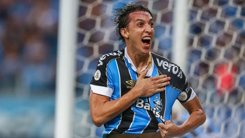 Grêmio quer levar titular do São Paulo para substituir Geromel. (Foto: Lucas Uebel/Grêmio)