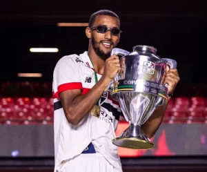 Kauê deixa São Paulo para reforçar o Mafra, de Portugal. (Foto: X do SPFC)