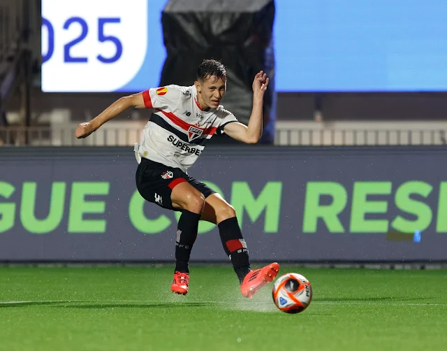 Patryck foi titular contra a Portuguesa, mas deve ser emprestado pelo São Paulo. (Foto: Rubens Chiri/SPFC)