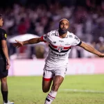 Lucas Moura brilha no clássico entre São Paulo x Corinthians. Foto: Victor Froes