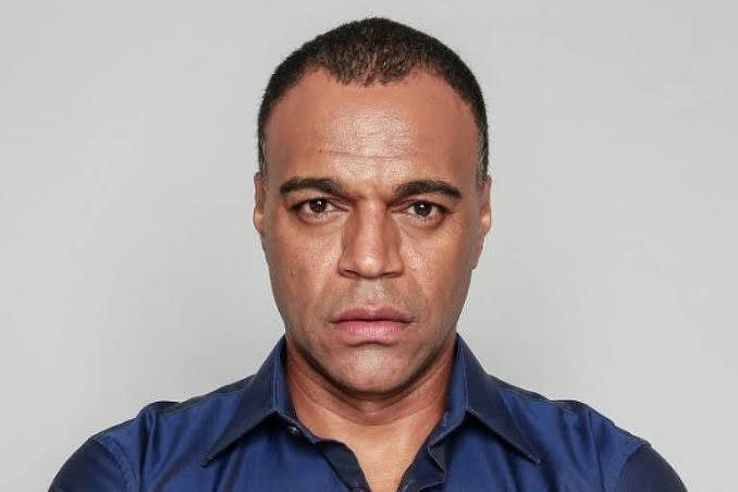 Ex-jogador fecha contrato com a Globo. Foto: Divulgação/Rede Globo.