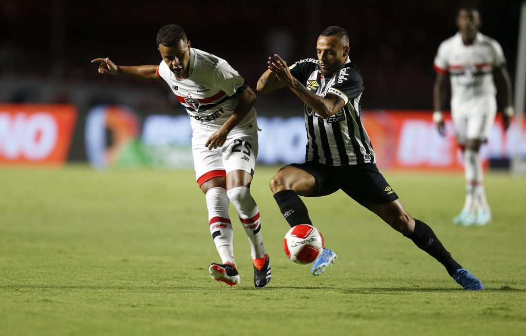 São Paulo enfrenta o Santos pelo Paulistão. (Foto: Rubens Chiri/SPFC)