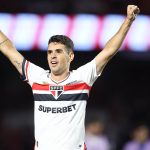 Oscar foi o cara do São Paulo na vitória contra o Mirassol. (Foto: Rubens Chiri/SPFC)