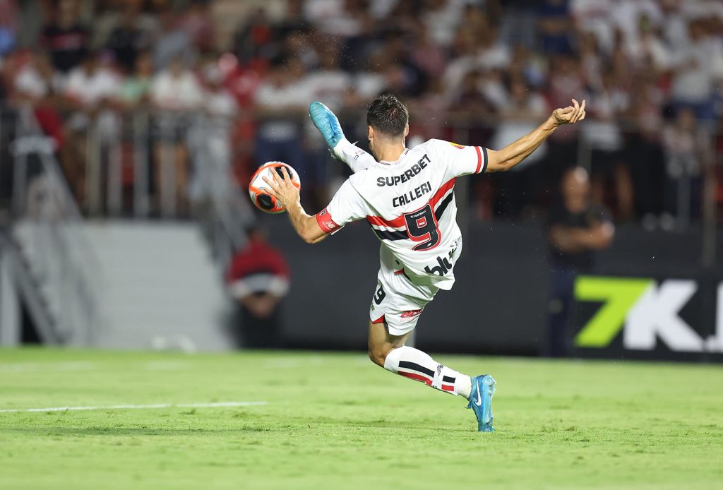 Calleri é o capitão do São Paulo na temporada. (Foto: Rubens Chiri/SPFC)