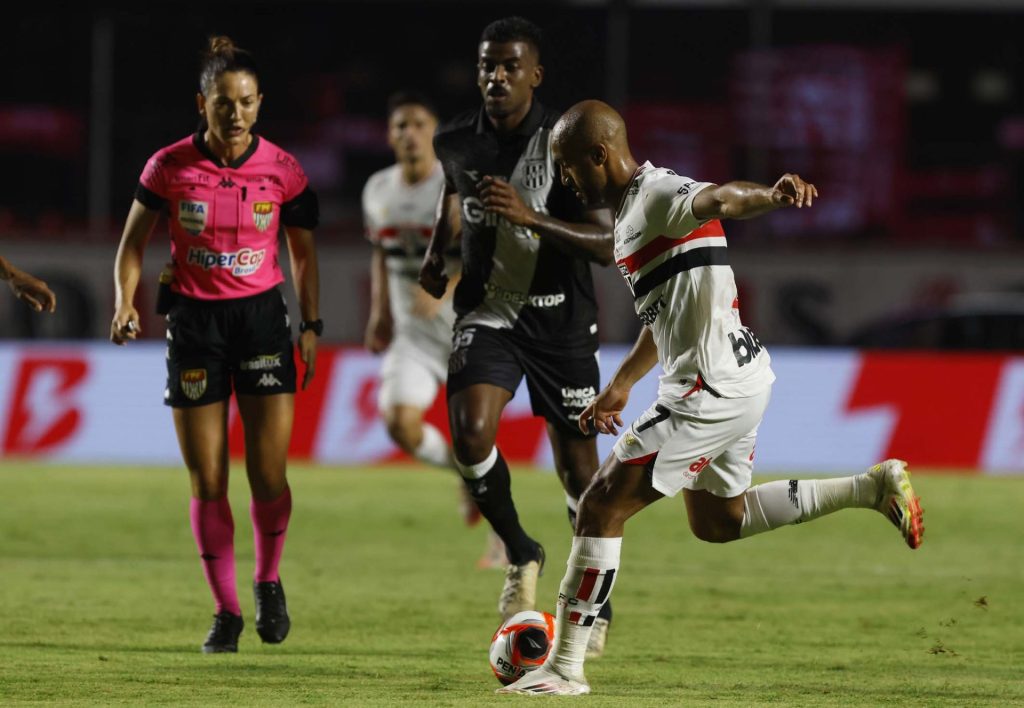 São Paulo perde da Ponte Preta no MorumBIS. (Foto: Rubens Chiri/SPFC)