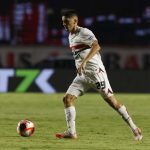 Pablo Maia saiu lesionado de campo no São Paulo. (Foto: Rubens Chiri/SPFC)