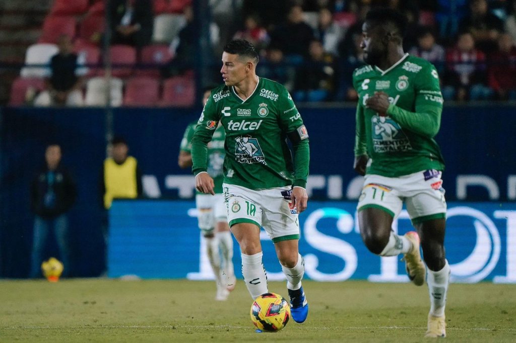 James Rodríguez brilhando no León, do México. (Foto: X do James)