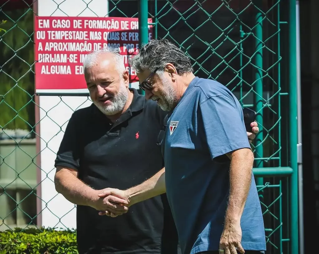 Julio Casares e Carlos Belmonte, presidente e diretor de futebol do São Paulo. (Foto: Instagram de Casares)