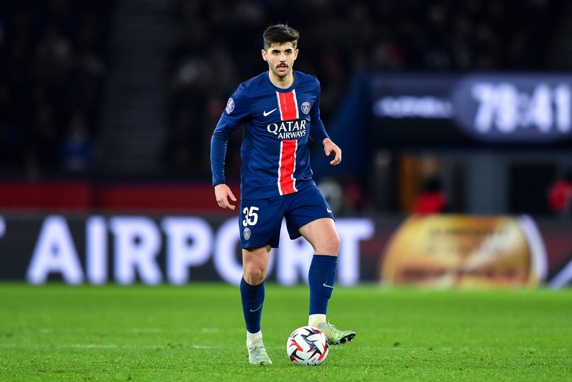 Beraldo tem se destacado no PSG e pode pintar na Seleção Brasileira. (Foto: Franco Arland/Getty Images)