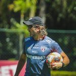Zubeldía quer conquistar o primeiro título pelo São Paulo. (Foto: X do SPFC)