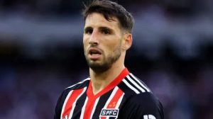 Calleri em ação com a camisa do São Paulo FC. Foto: Rubens Chiri