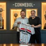 São Paulo tem encontro com o presidente da Conmebol, Alejandro Domínguez. (Foto: X do SPFC)