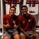 São Paulo tem dupla de Cotia como titular pela primeira vez na história. (Foto: Rubens Chiri/SPFC)