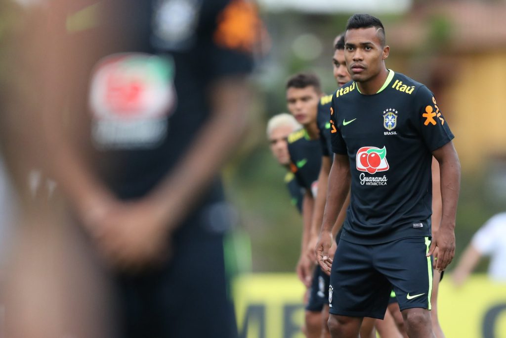 Alex Sandro e Lucas. Foto: Lucas Figueiredo/CBF