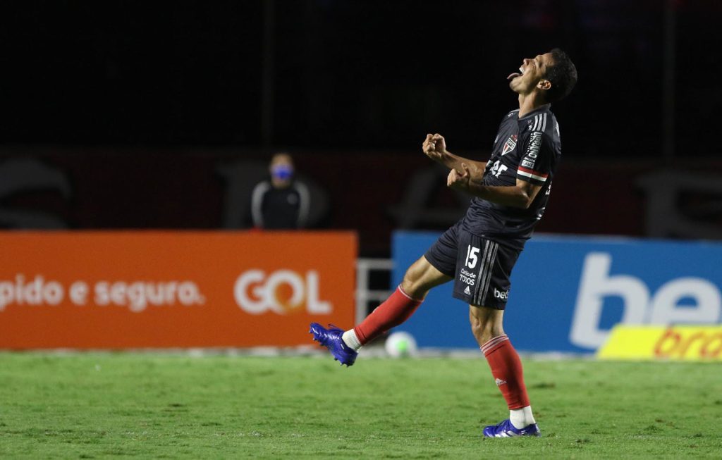 Hernanes é ídolo do São Paulo. (Foto: Rubens Chiri/SPFC)