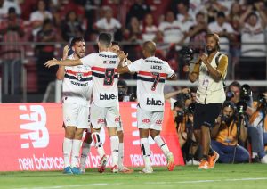São Paulo está invicto sem Lucas e Oscar. (Foto: Paulo Pinto/SPFC)