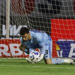 Rafael renova contrato com o São Paulo até 2027. (Foto: Rubens Chiri/SPFC)