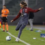 Luis Zubeldía tentará segunda vitória fora de casa pela Libertadores com o São Paulo. (Foto: Rubens Chiri/SPFC)