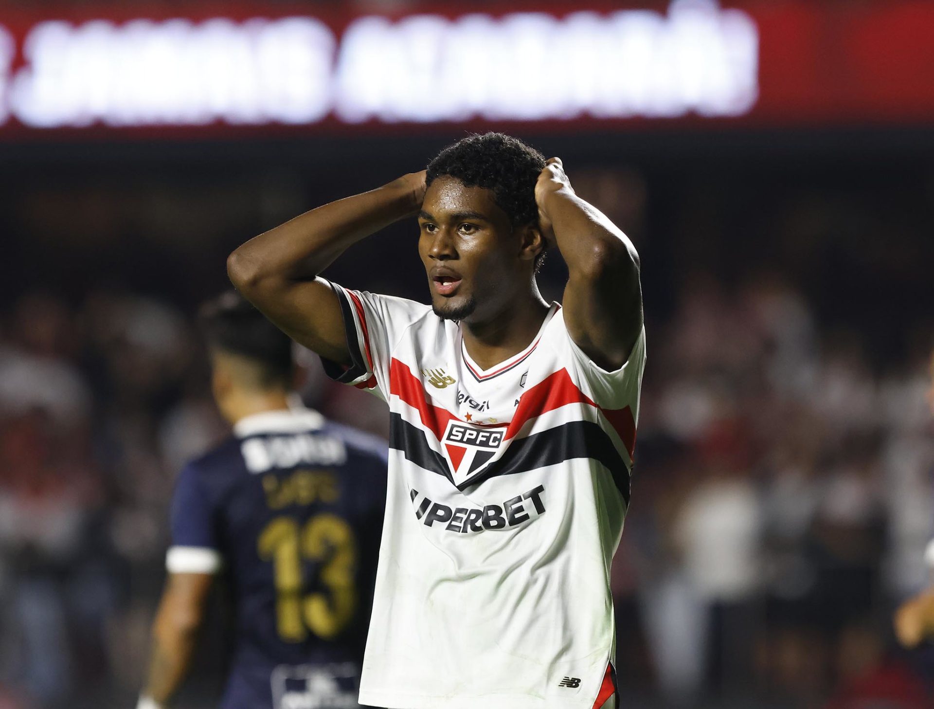 Lucas Ferreira deve ganhar mais oportunidades no São Paulo. (Foto: Rubens Chiri/SPFC)