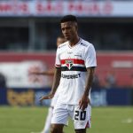 São Paulo tenta manter Marcos Antônio no elenco. (Foto: Rubens Chiri/SPFC)