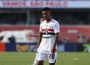 São Paulo tenta manter Marcos Antônio no elenco. (Foto: Rubens Chiri/SPFC)