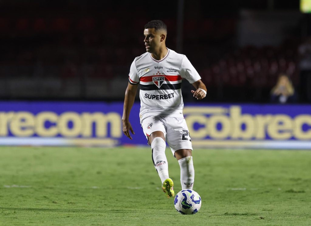 Meio-campista mudou de patamar no time de Luis Zubeldía. (Foto: Rubens Chiri/SPFC)