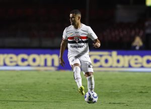 Meio-campista mudou de patamar no time de Luis Zubeldía. (Foto: Rubens Chiri/SPFC)