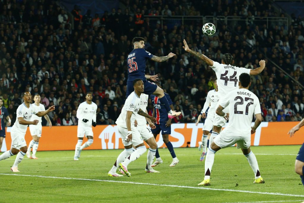 Beraldo vira destaque em partida do PSG pela Liga dos Campeões. (Foto: X da UEFA)