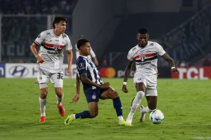São Paulo mostrou solidez defensiva em Córdoba. (Foto: X da Libertadores)
