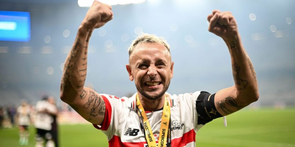 Rafinha anuncia aposentadoria e vai ser comentarista. (Foto: Getty Images)