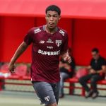 Ryan Francisco é observado por olheiros em jogo do São Paulo. (Foto: Erico Leonan/SPFC)