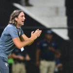 Luis Zubeldía jamais perdeu jogo de Libertadores pelo Tricolor. (Foto: X da Libertadores)