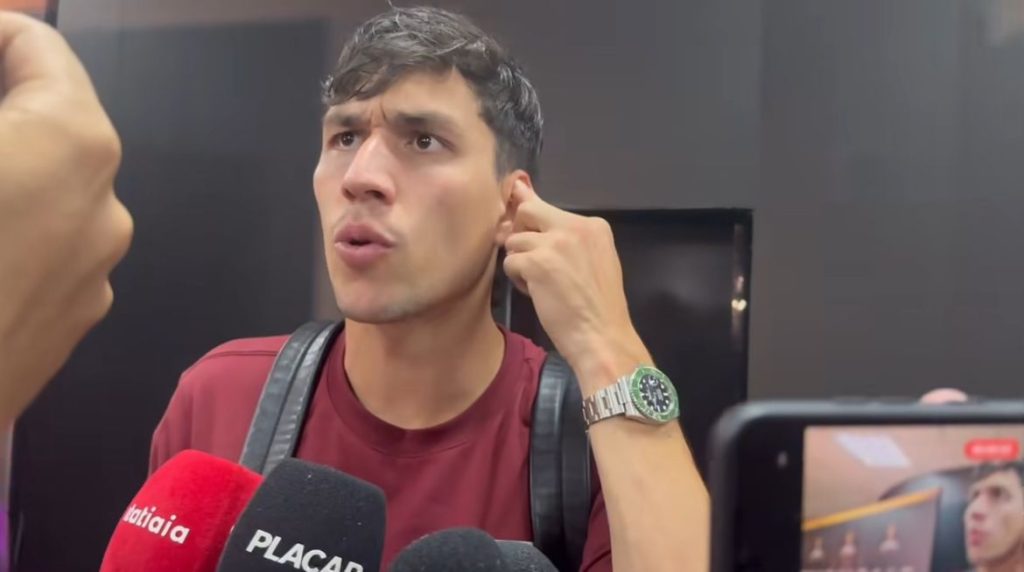 Ferraresi em entrevista pós-jogo. Foto: Reprodução.