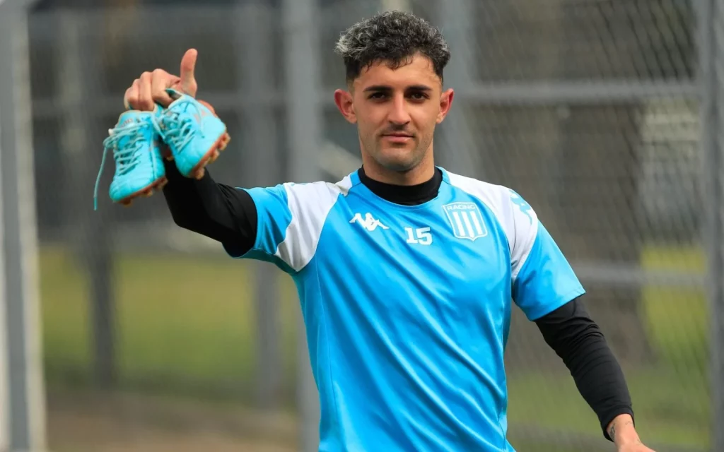 Gastón Martirena é destaque do Racing e está valorizado no mercado. (Foto: X do Racing)