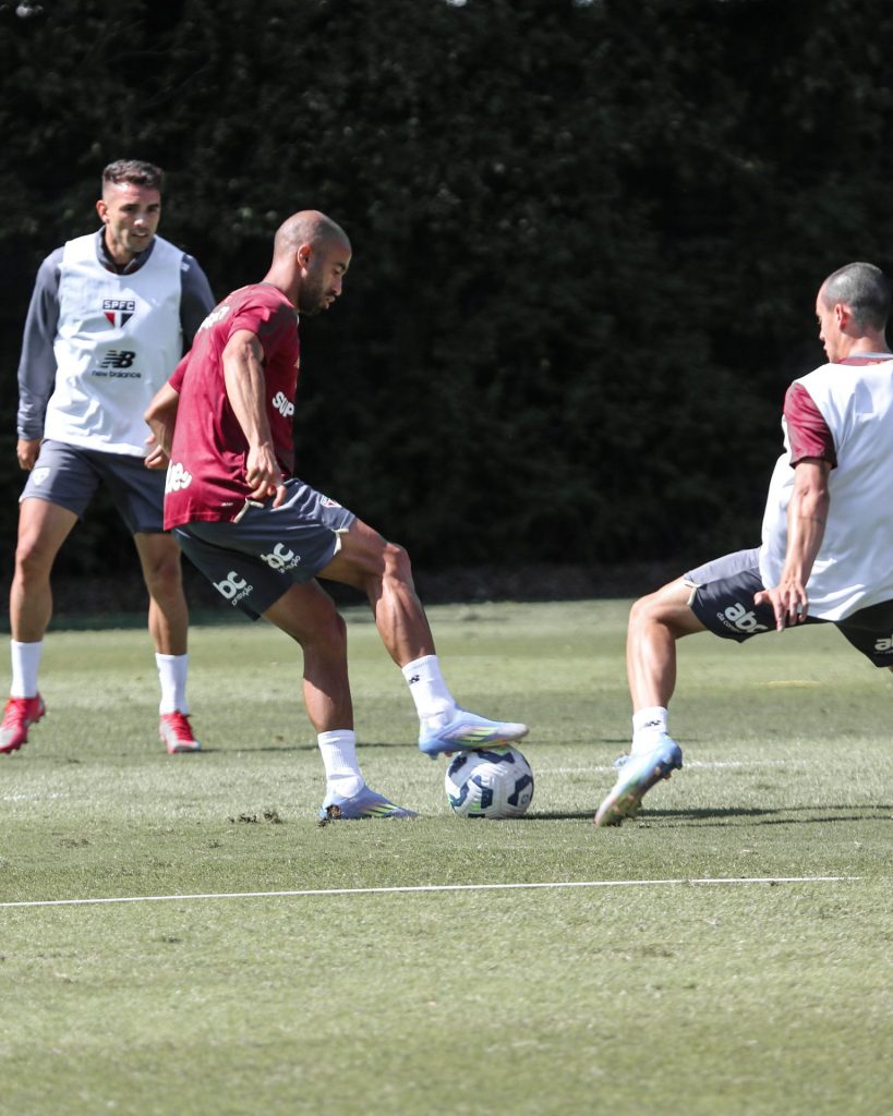 Lucas Moura está pronto para voltar a jogar pelo São Paulo. (Foto: Rubens Chiri/SPFC)