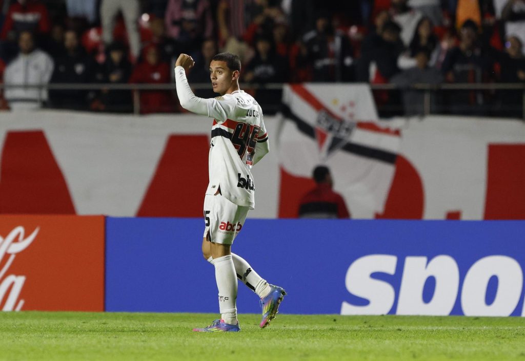 São Paulo tem uma nova joia: Lucca. (Foto: Rubens Chiri e Paulo Pinto/SPFC)
