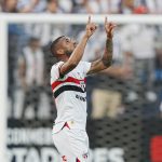 André Silva marca duas vezes e garante vitória do São Paulo pela Libertadores. (Foto: X da Libertadores)