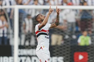 André Silva marca duas vezes e garante vitória do São Paulo pela Libertadores. (Foto: X da Libertadores)