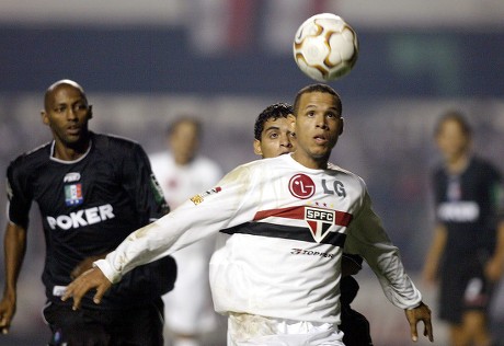 Tricolor caiu na semifinal para o Once Caldas na Liberta de 2004. (Foto: Reprodução/Conmebol)