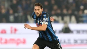 Rafael Toloi vai voltar ao futebol brasileiro. (Foto: AFP)
