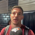 Cédric Soares em entrevista pós-jogo: Foto: Reprodução.