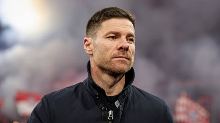 Xabi Alonso em jogo do Bayer Leverkusen na Champions • Stefan Matzke - sampics/Getty Images