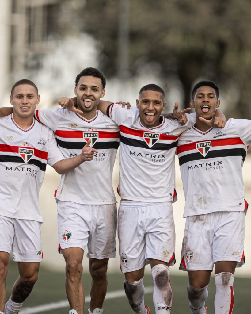 São Paulo tem três crias da base em destaque no Brasileirão sub-20. (Foto: Rubens Chiri/SPFC)
