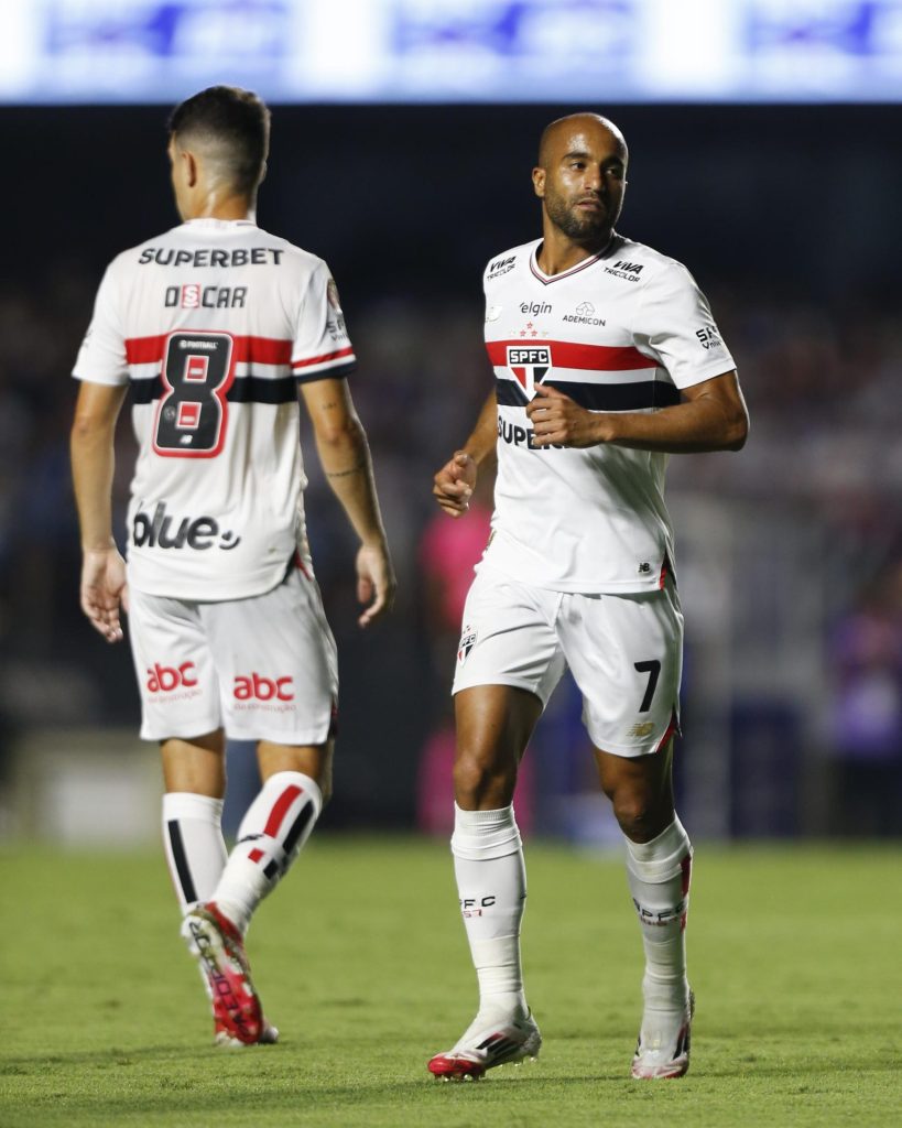 Lucas e Oscar são baixas no São Paulo. (Foto: Rubens Chiri/SPFC)