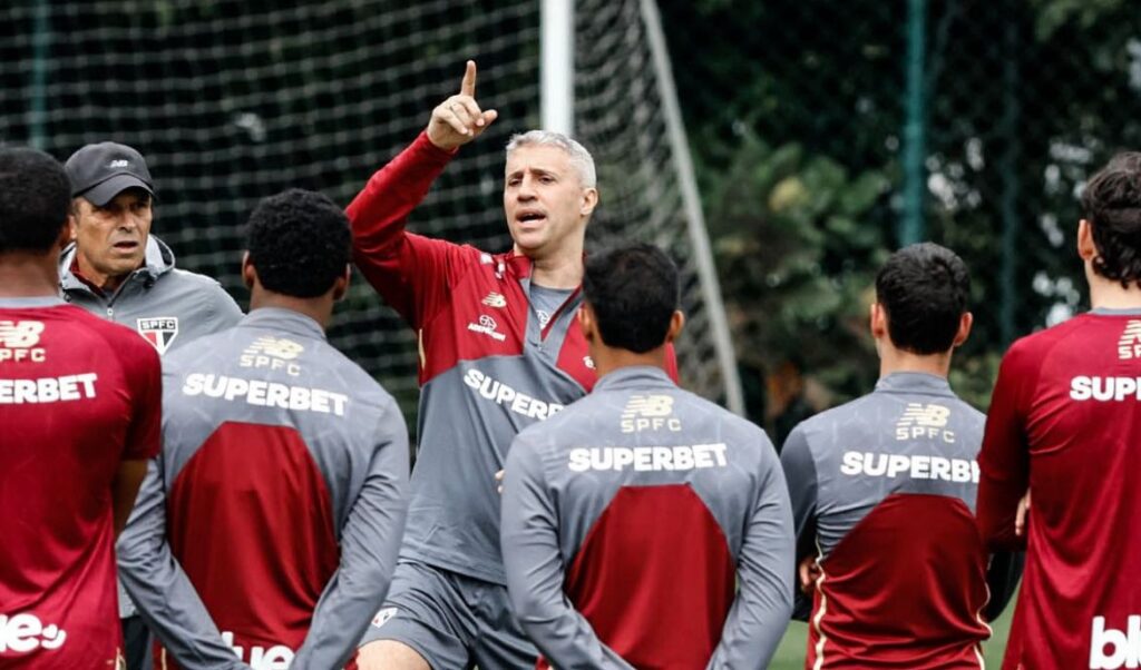 Crespo é quem comanda o São Paulo FC. Foto> Rubens Chiri