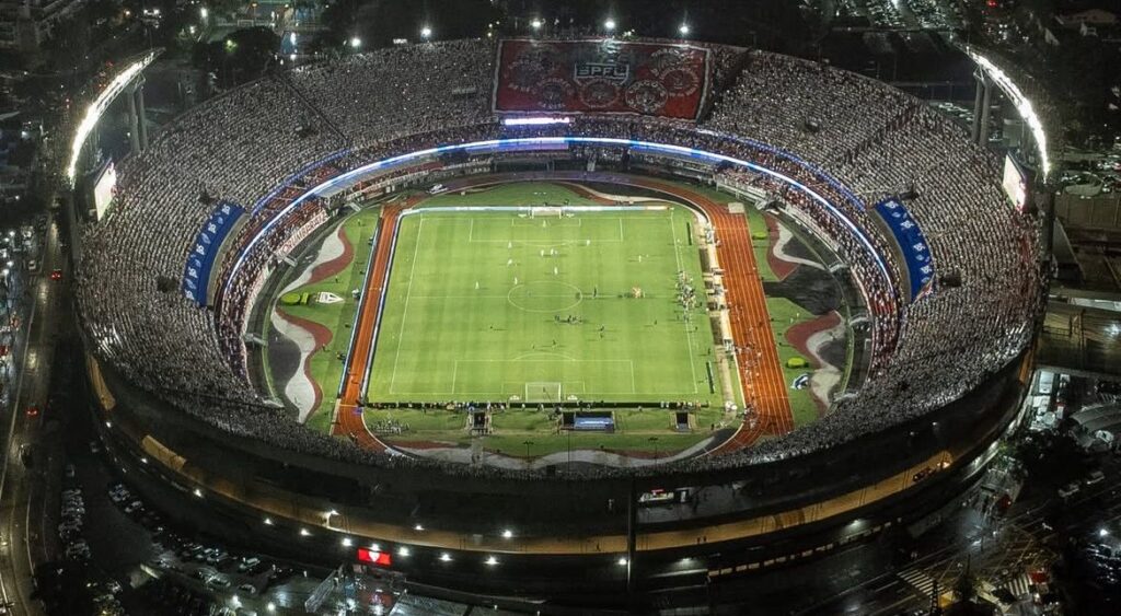 Estádio do MorumBis lotado. Foto: Drone do Dia